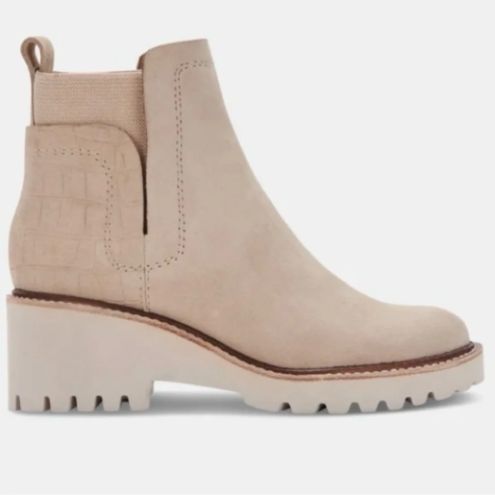 New Dolce Vita waterproof “Dune” tan suede H2O boots Size 6.5 Waterproof - Picture 2 of 10